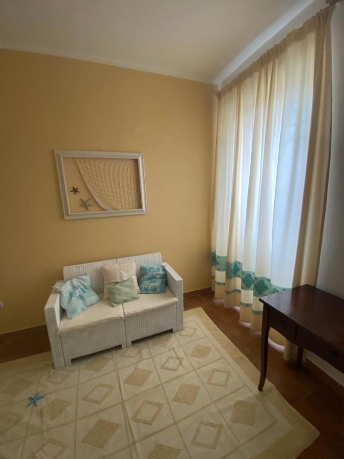 Palazzo Antico Hotel Santa Teresa Gallura Exterior photo
